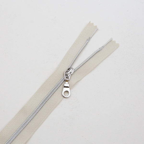 Premium Reißverschluss -50cm - schmal in Ivory (Silber)