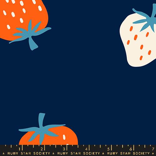 Ruby Star Society - Kimberly Kight - Strawberry - Strawberry in Navy (Extrabreiter-Rückseitenstoff)