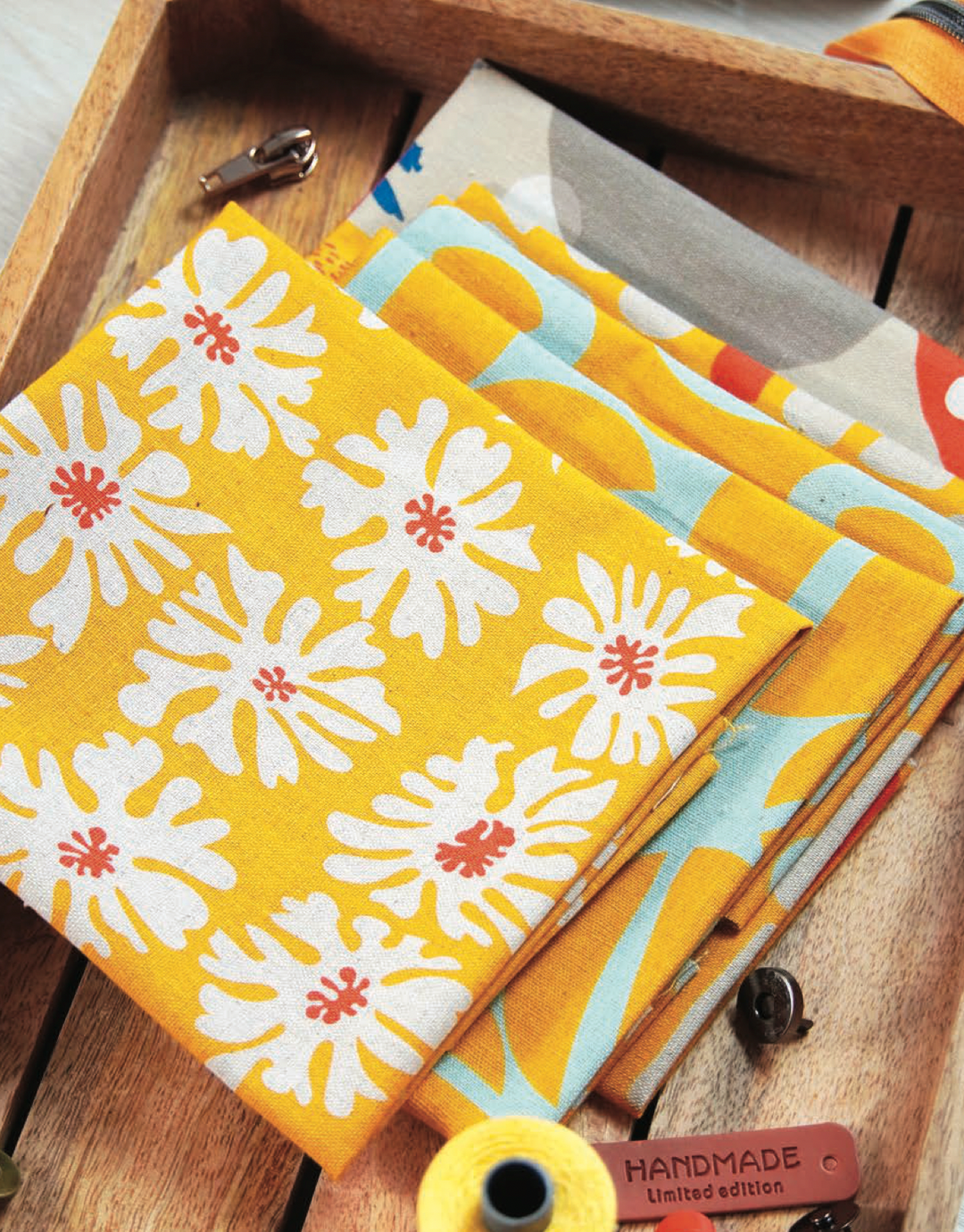 Moda Fabrics - Zen Chic - Urban Whisper Mochi Linen - Loop in Graph