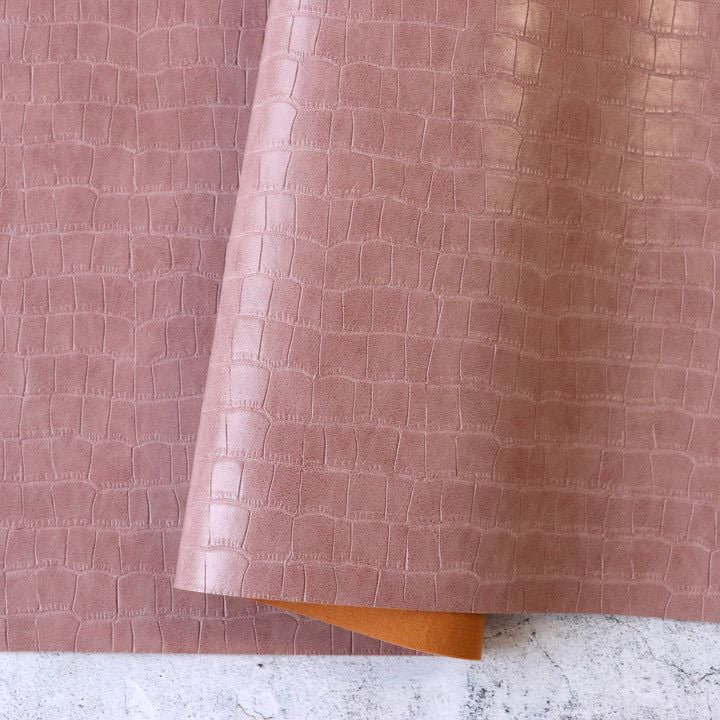 Kunstleder Crocodile in Blush Pink / Altrosa