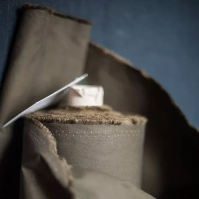 Dry Oilskin von Merchant &amp;amp; Mills in Khaki