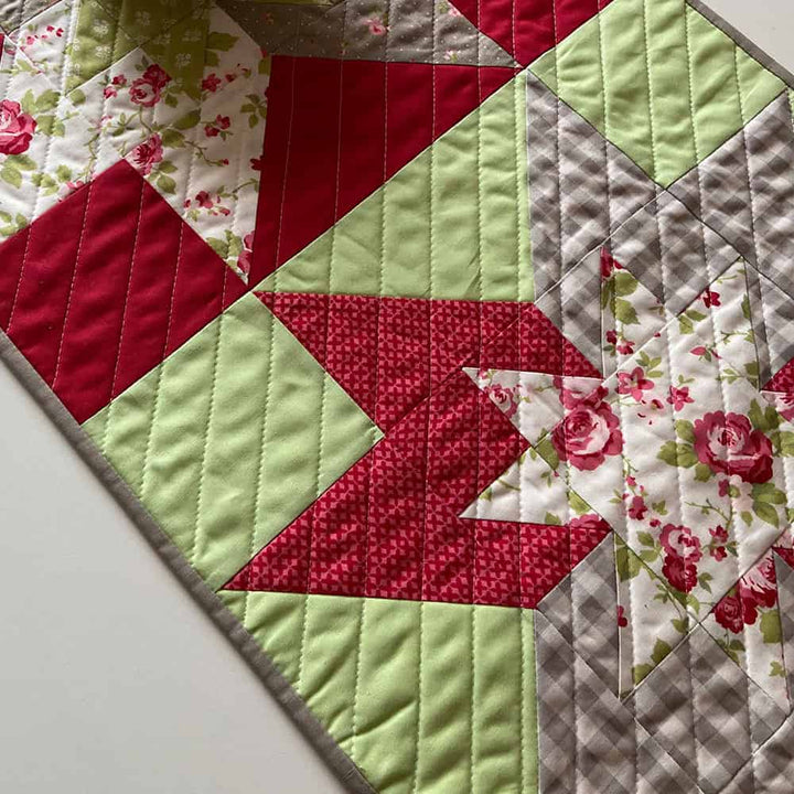 Nähanleitung - Quilt- &amp; Tischläufer Rosie