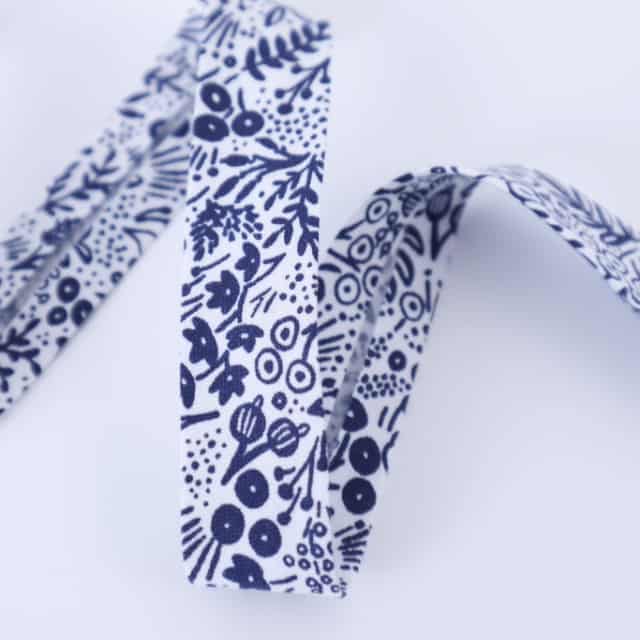Schrägband Rifle Paper Co. Basic Tapestry Lace in Navy 20mm