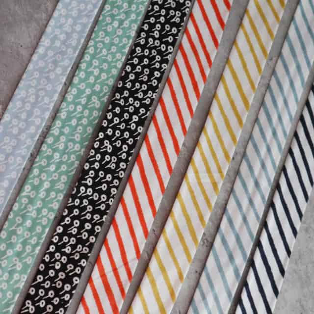 Schrägband Rifle Paper Co. Tapestry Dots in Grün 25mm