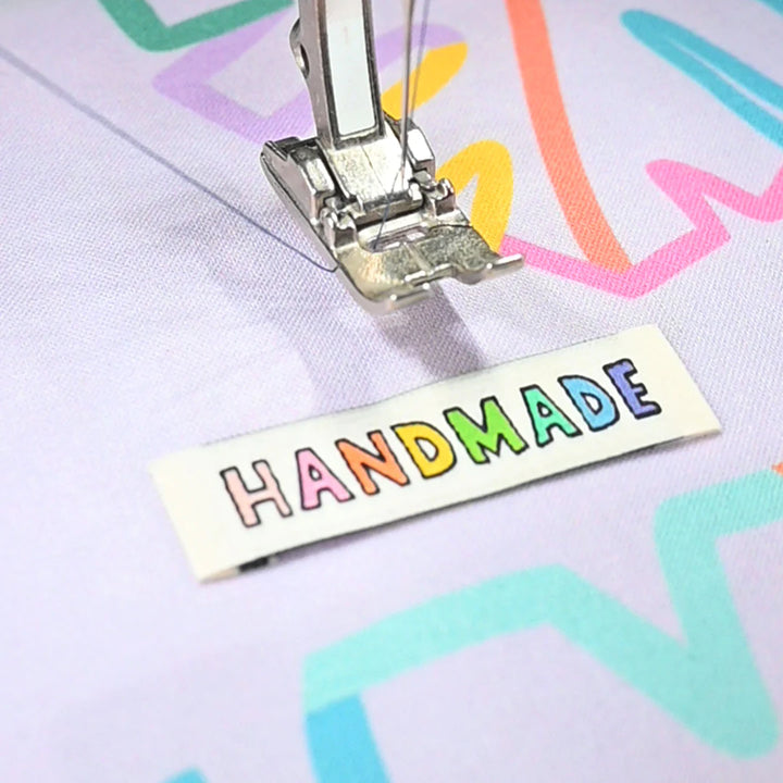 Webetiketten von Kylie and the Machine: Handmade Rainbow (6 Stück)