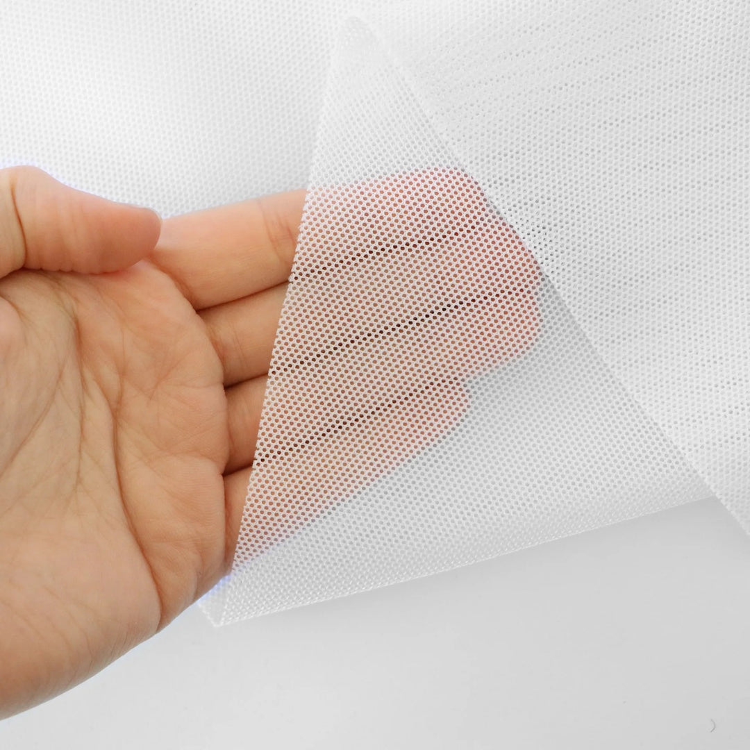 Feines Mesh in Weiß