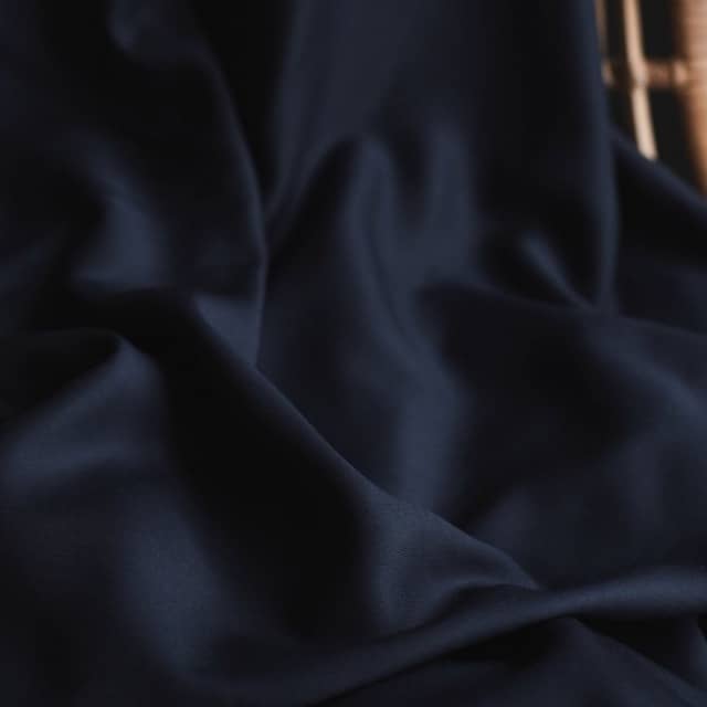 Mind the Maker - Solid in Indigo Viskose Twill