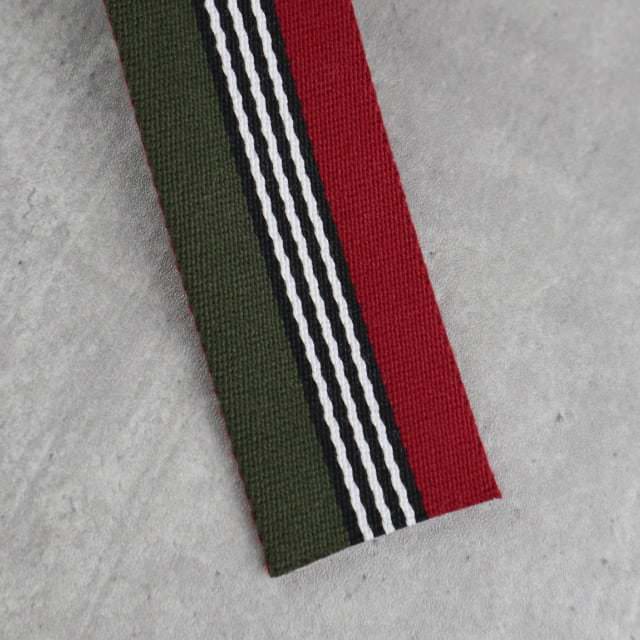 Gurtband Merchant and Mills 30mm - Dashing Forest/Cherry