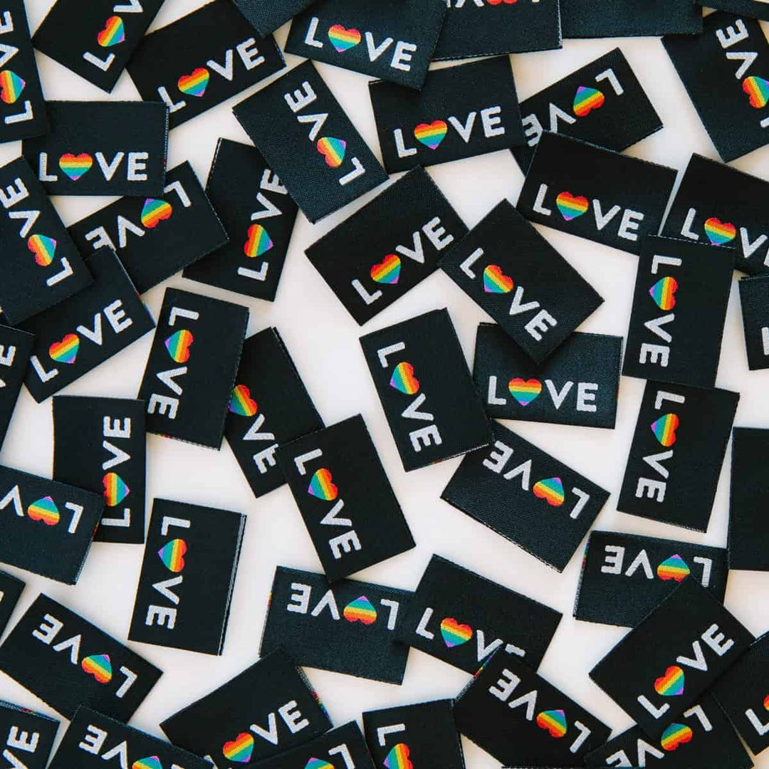 Webetiketten von Sarah Hearts: Love Pride Heart (8 Stück)