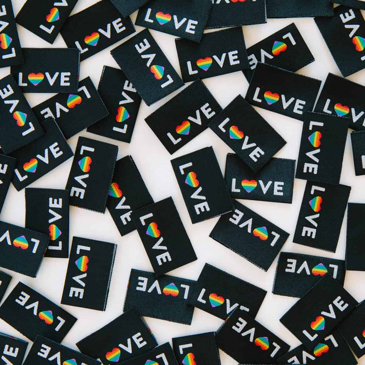 Webetiketten von Sarah Hearts: Love Pride Heart (8 Stück)