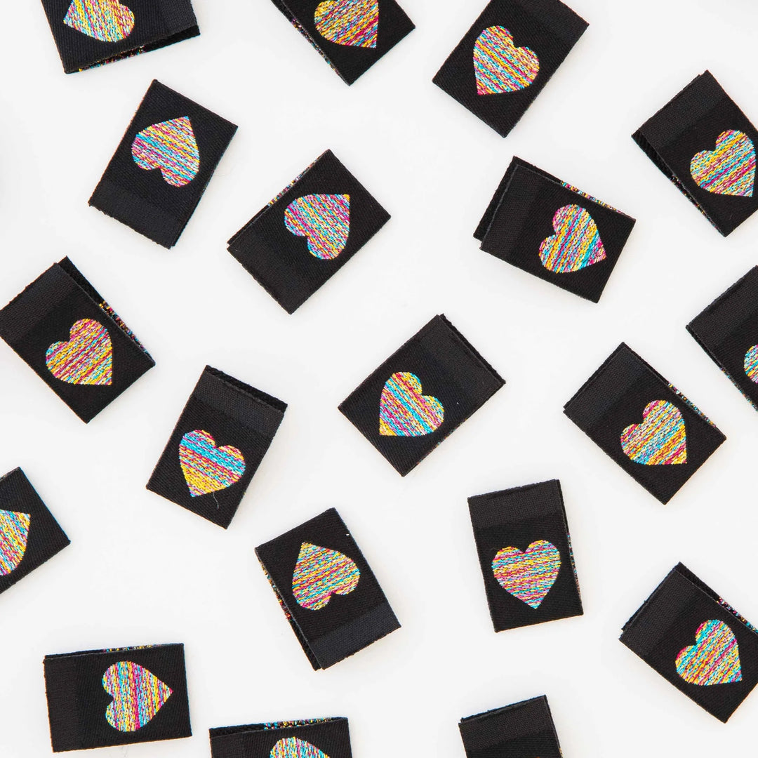 Webetiketten von Sarah Hearts: Metallic Rainbow Heart