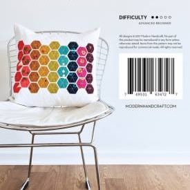 Papier-Schnittmuster Modern Handcraft "Hexie Pillow"