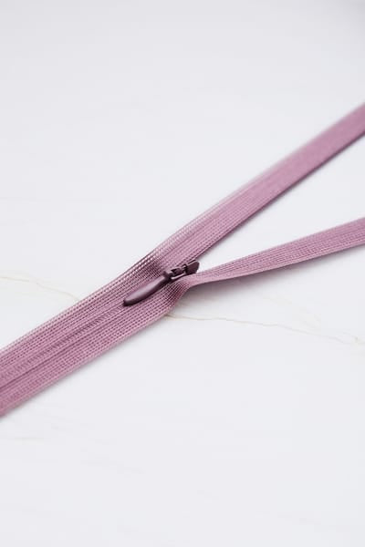 Mind the Maker - nahtverdeckter Reißverschluss - Invisible Zipper 60cm in Lilac