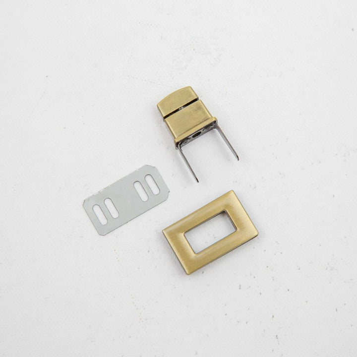 Steckschloss "Norderney" in Antique Brass (26,5mm breit)