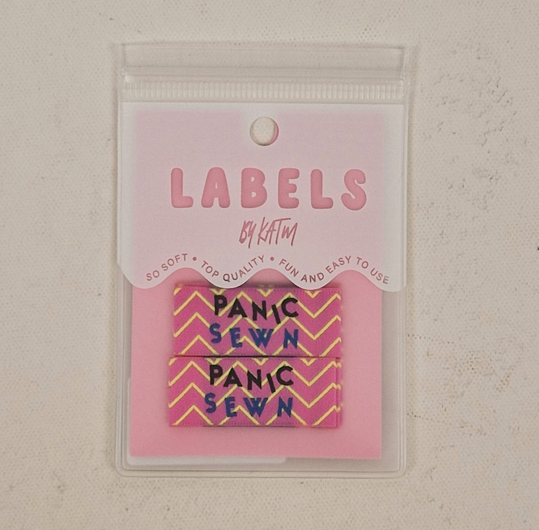 Webetiketten von Kylie and the Machine: Panic Sewn (6 Stück)