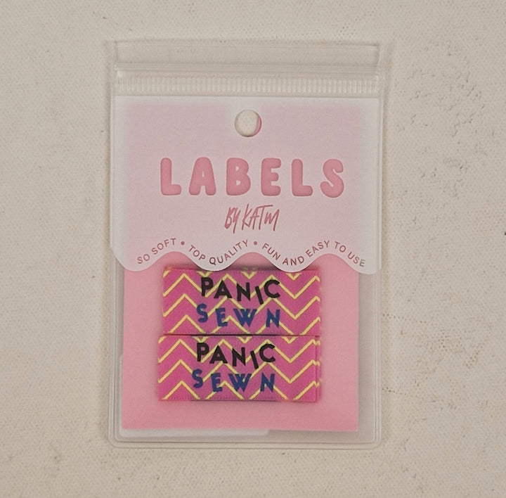 Webetiketten von Kylie and the Machine: Panic Sewn (6 Stück)