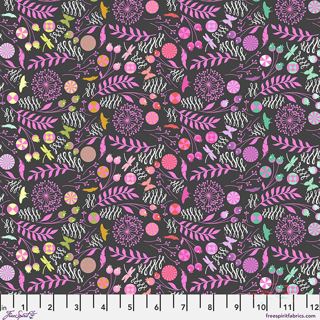 Tula Pink - Prince Charming Déjà Vu - Dandelion in Licorice