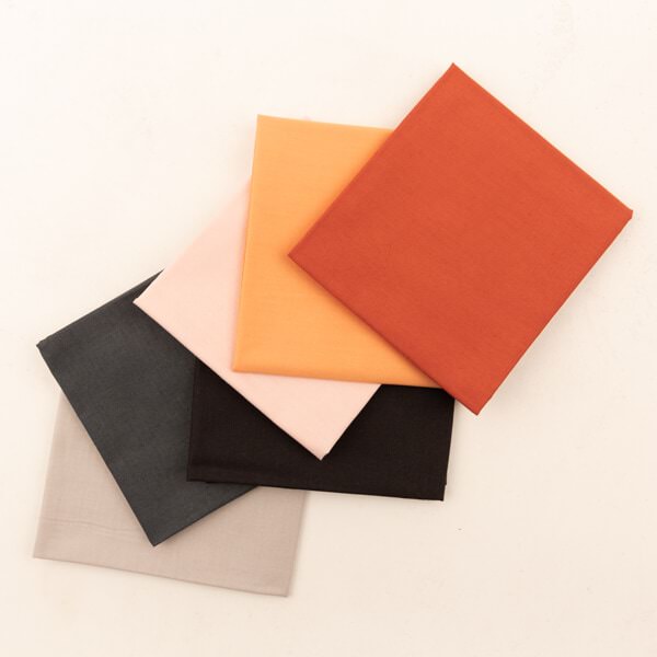 Windham - Ruby + Bee Solids - Set 10 (6 Fat Quarter)
