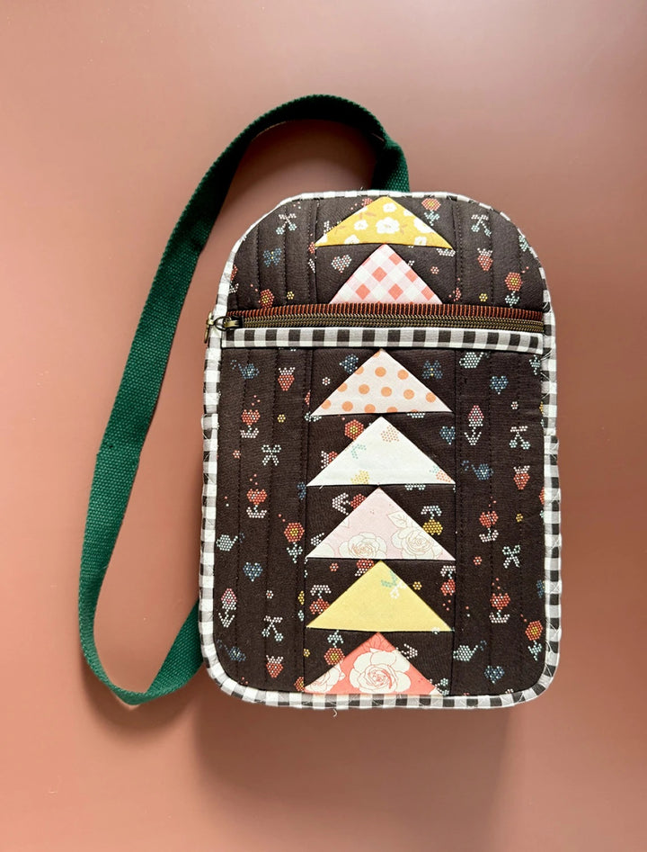 Schnittmuster Tasche "Weekend Sling Bag" von Sewing Illustration (englisch)