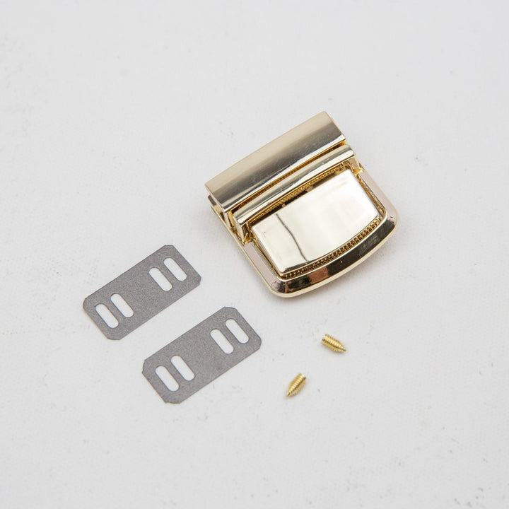 Steckschloss "Sylt" in Light Gold (33m breit)