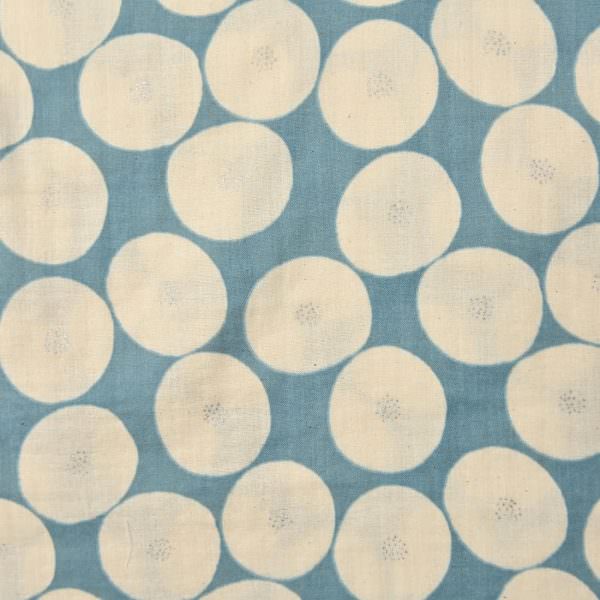 Kokka Double Gauze "Muddy Works" in der Farbe Blau - Reststück 100cm
