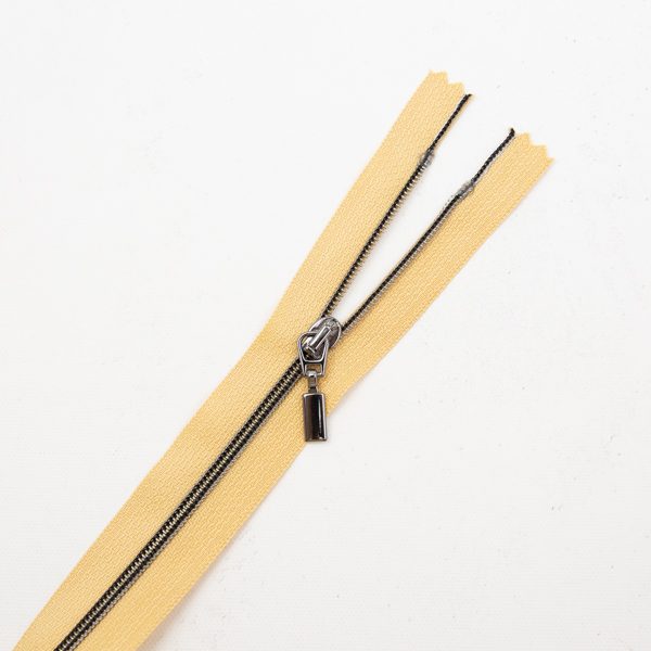 Premium Reißverschluss -50cm - schmal in Banana Cream (Gunmetal)