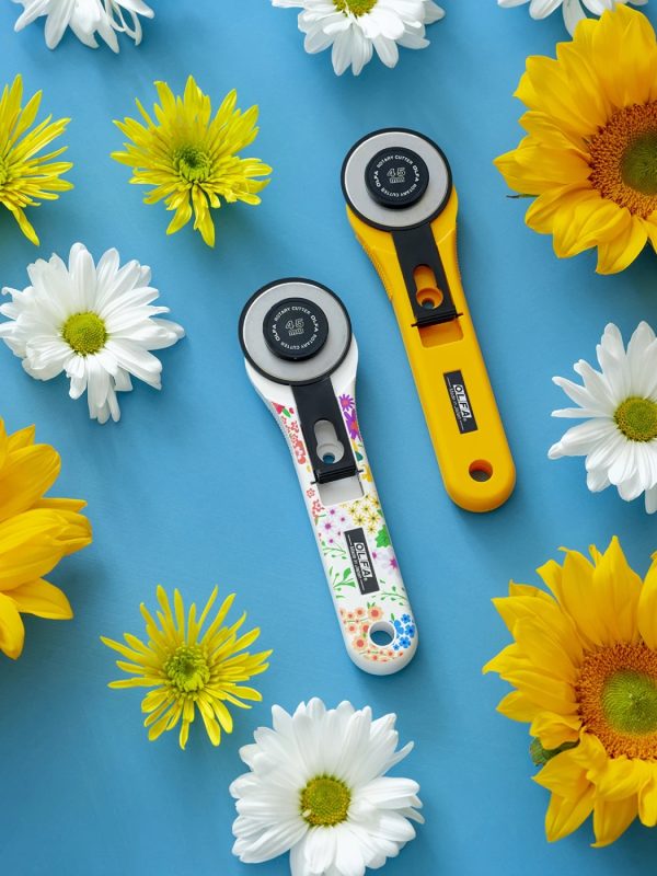 Rollschneider Olfa Classic 45mm in Blooming Garden – Bild 2