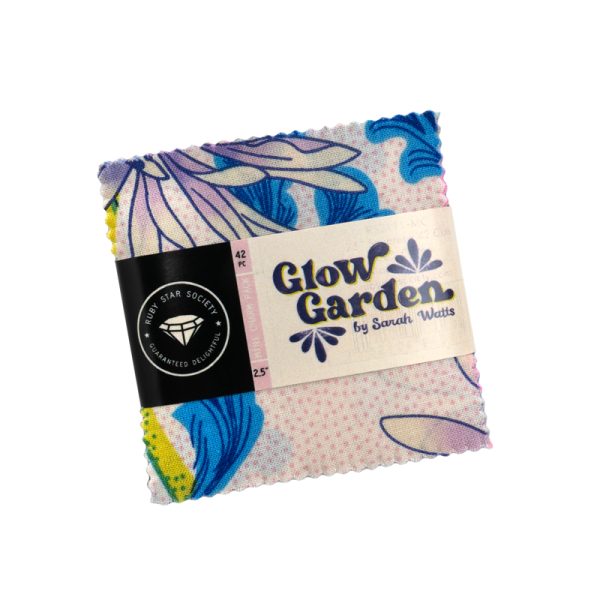 Moda Fabrics - Sarah Watts - Glow Garden - Mini Charm Pack (42-teilig)