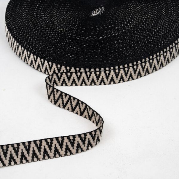 Gurtband 30mm Chevron Muster in Schwarz - Ecru
