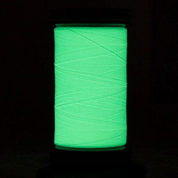 Wonderfil - Ahrora - 40wt - Glow in the Dark - AR01 White – Bild 2